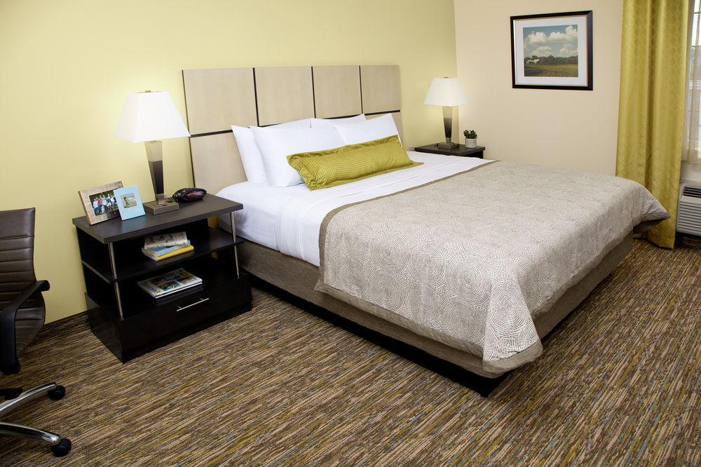 Candlewood Suites College Station By Ihg Bryan Exterior photo