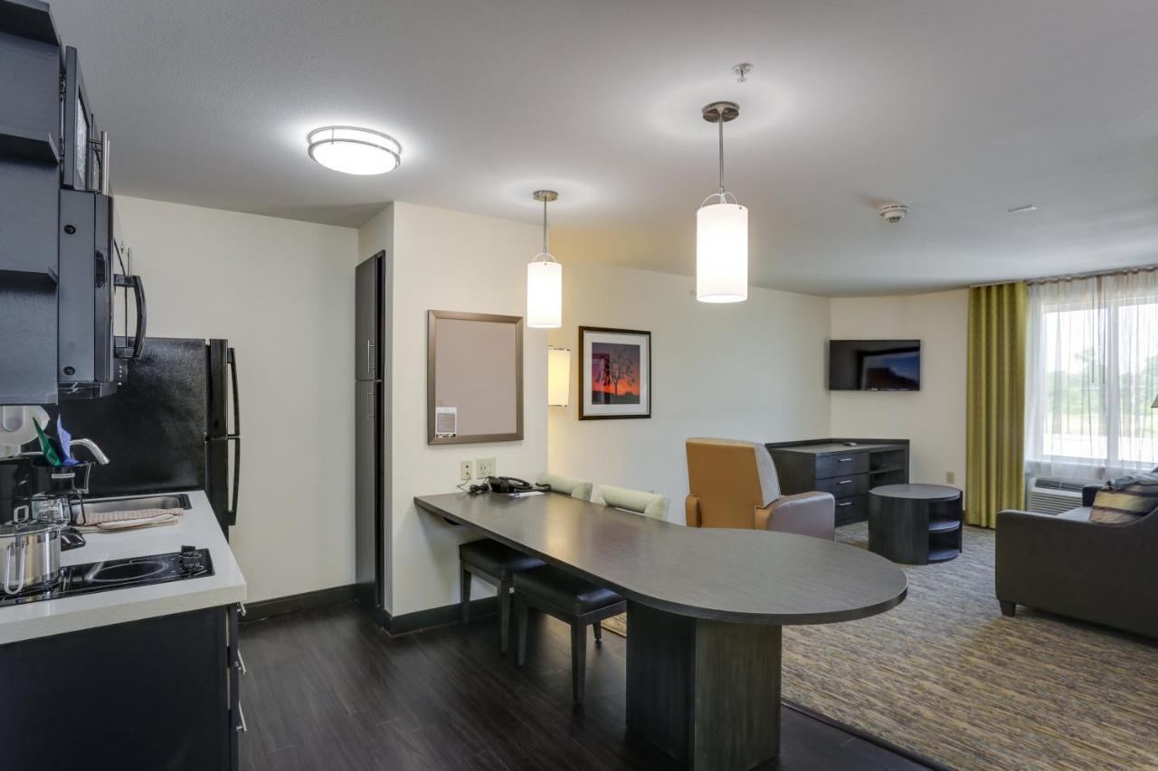 Candlewood Suites College Station By Ihg Bryan Exterior photo